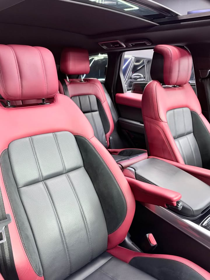 2020 Land Rover Range Rover Sport photo 9