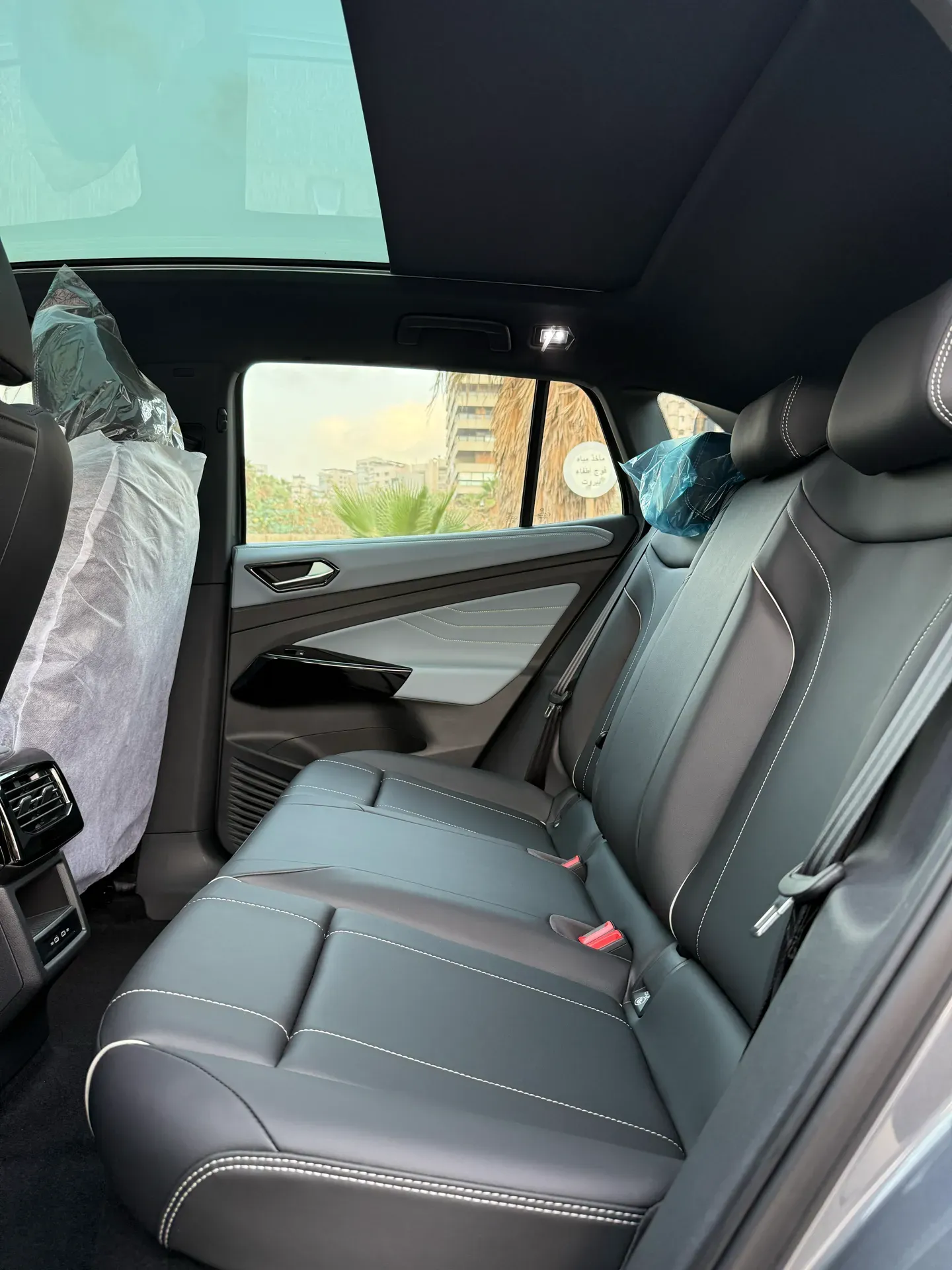 2025 Volkswagen ID.4 photo 9
