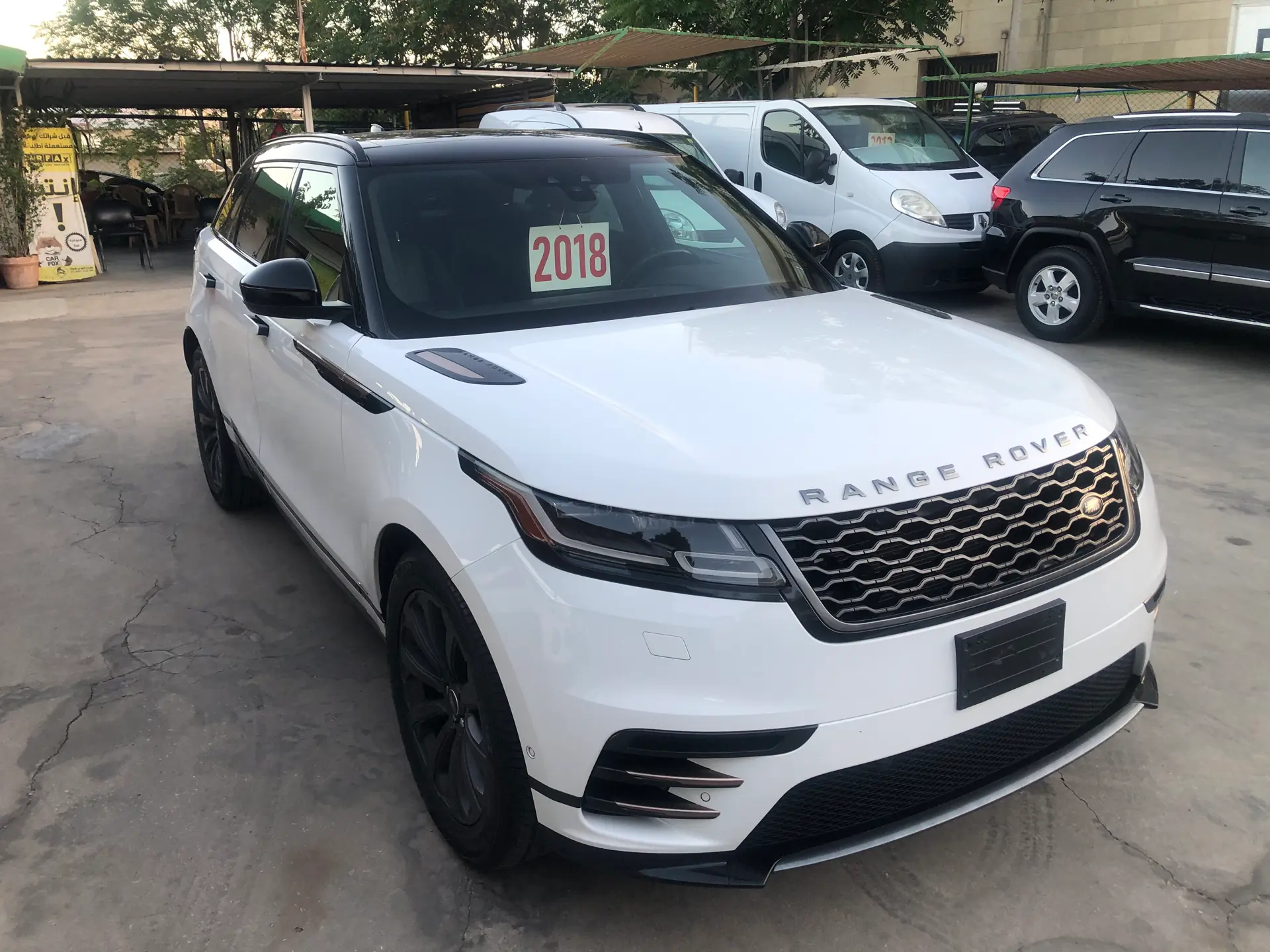 2018 Land Rover Range Rover Velar photo 3