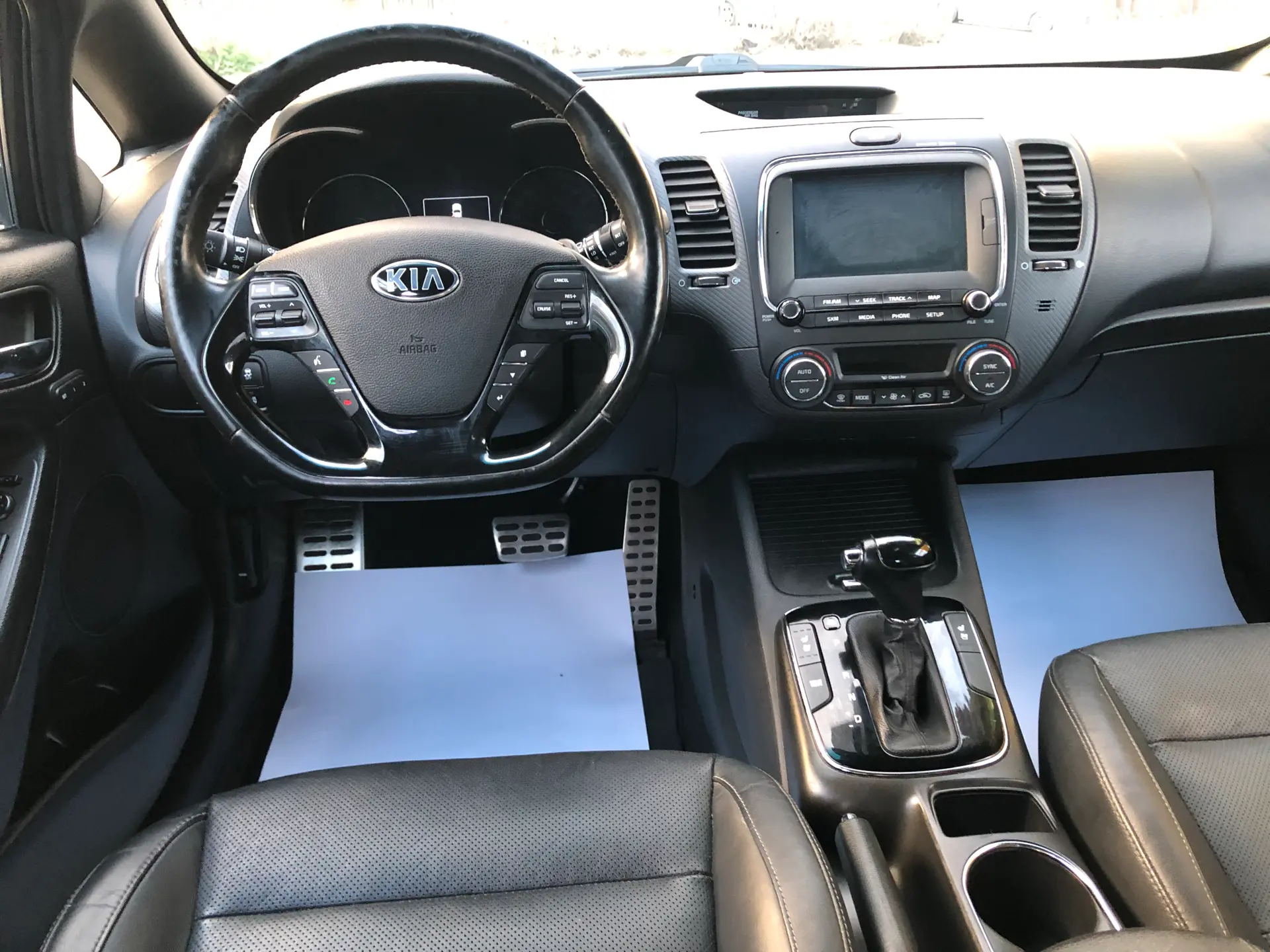 2017 Kia Forte5 photo 7