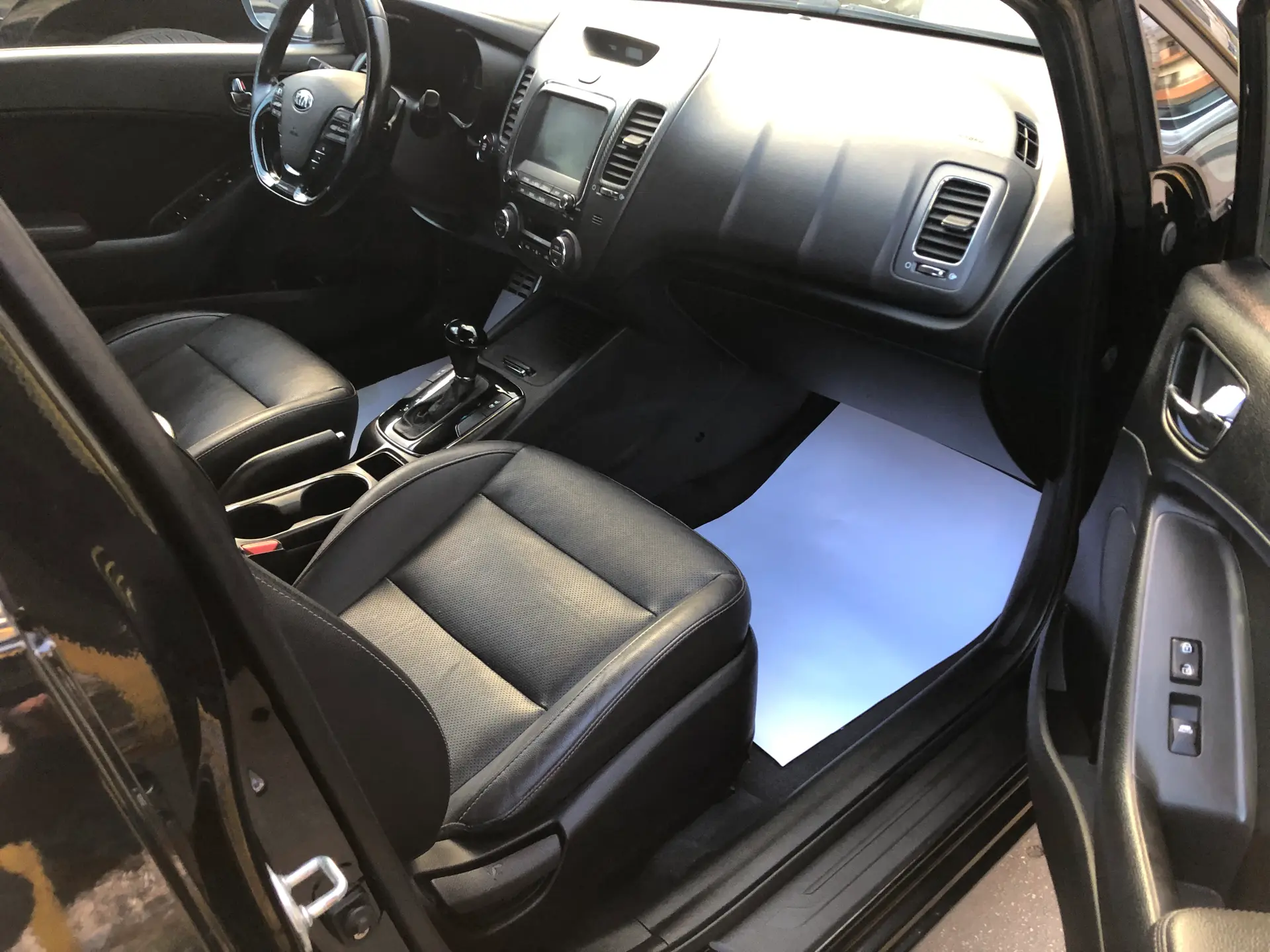 2017 Kia Forte5 photo 8