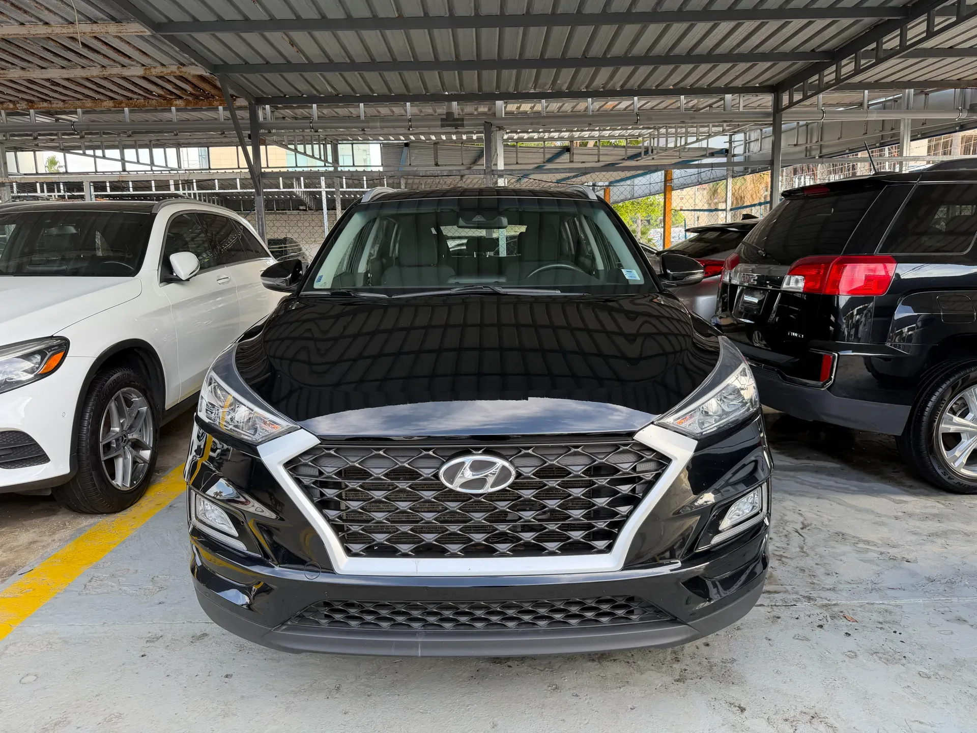 2019 Hyundai Tucson photo 3