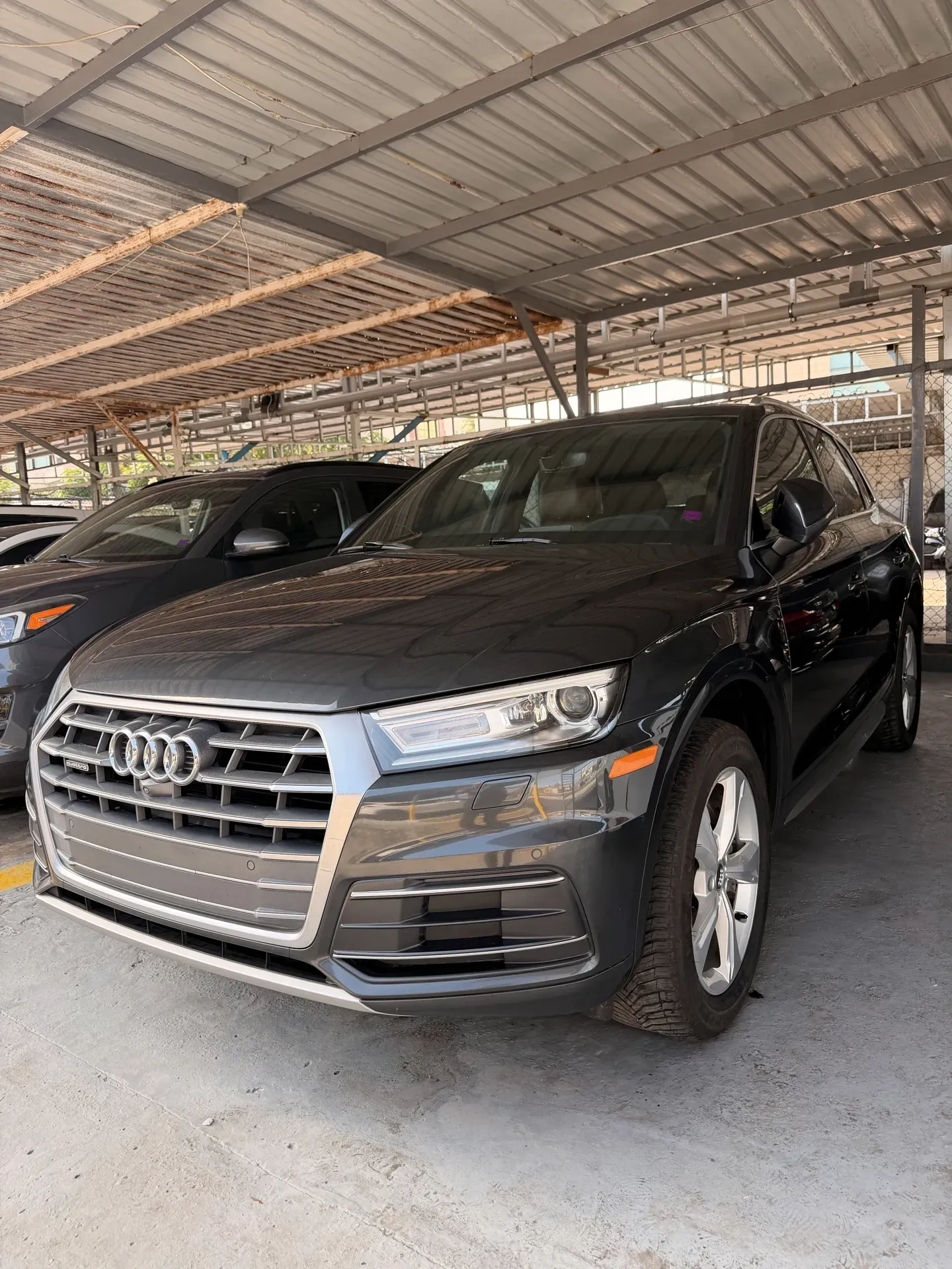 2018 Audi Q5 photo 2