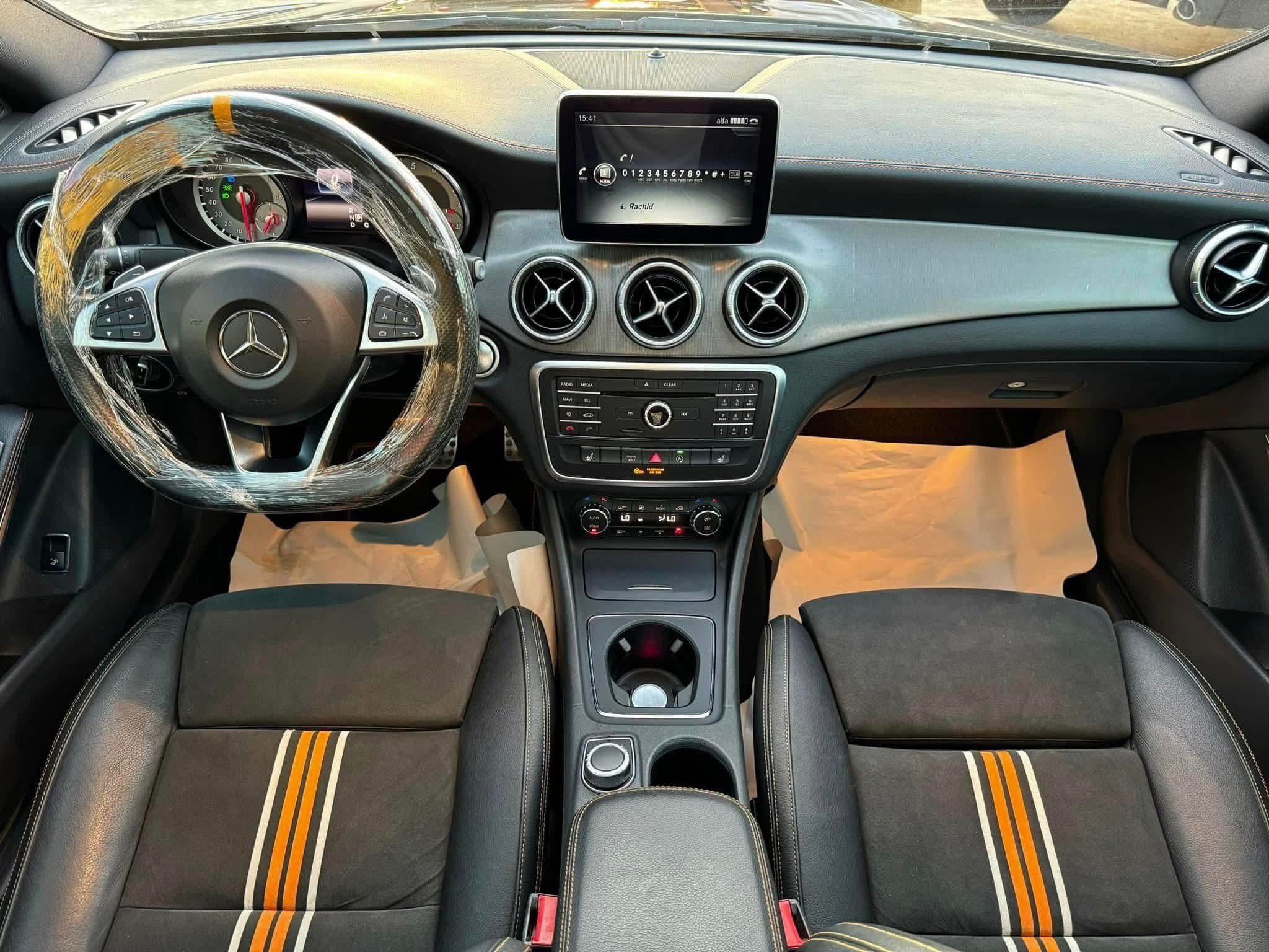 2016 Mercedes-Benz CLA photo 7