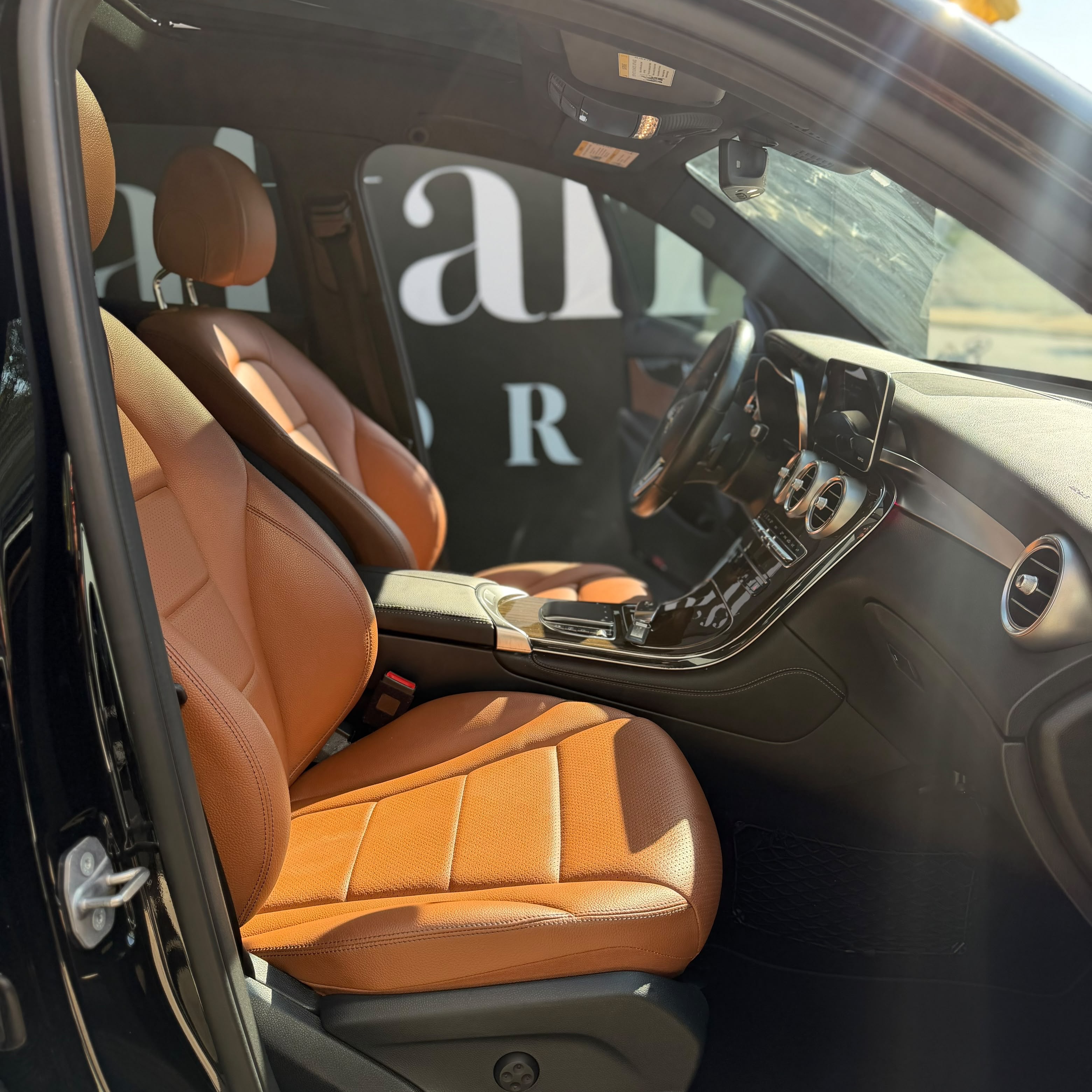 2020 Mercedes-Benz GLC photo 7
