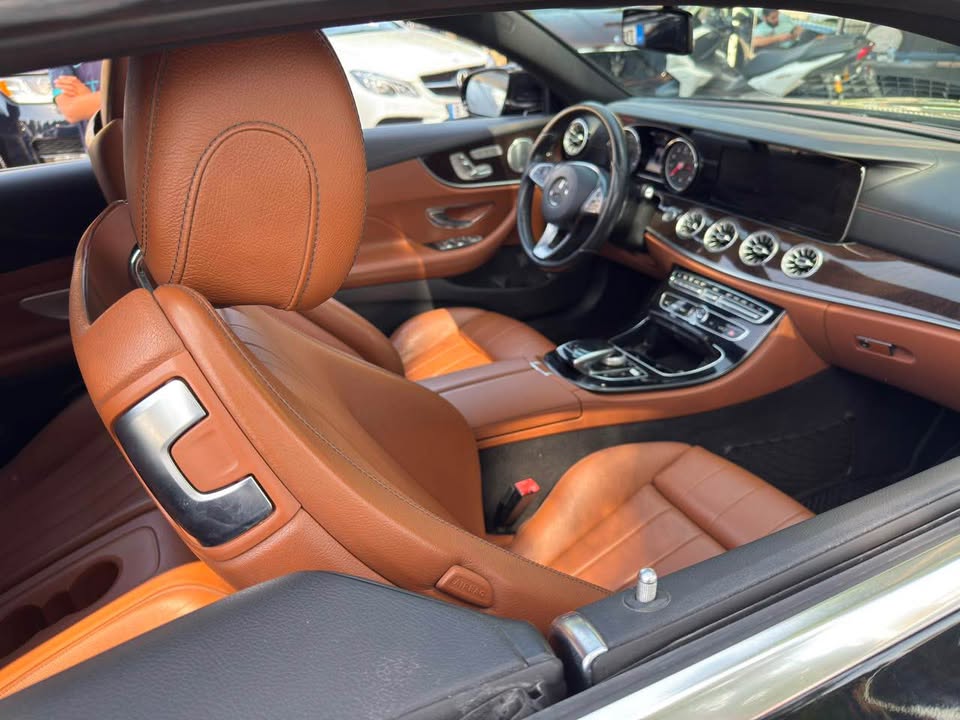2018 Mercedes-Benz E-Class photo 5