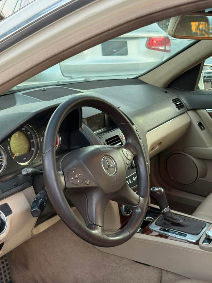 2011 Mercedes-Benz C-Class