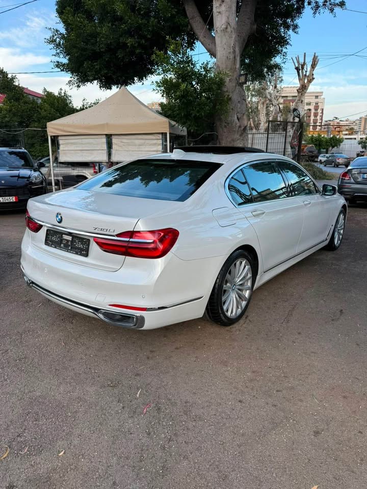 2017 BMW 7 Series photo 6