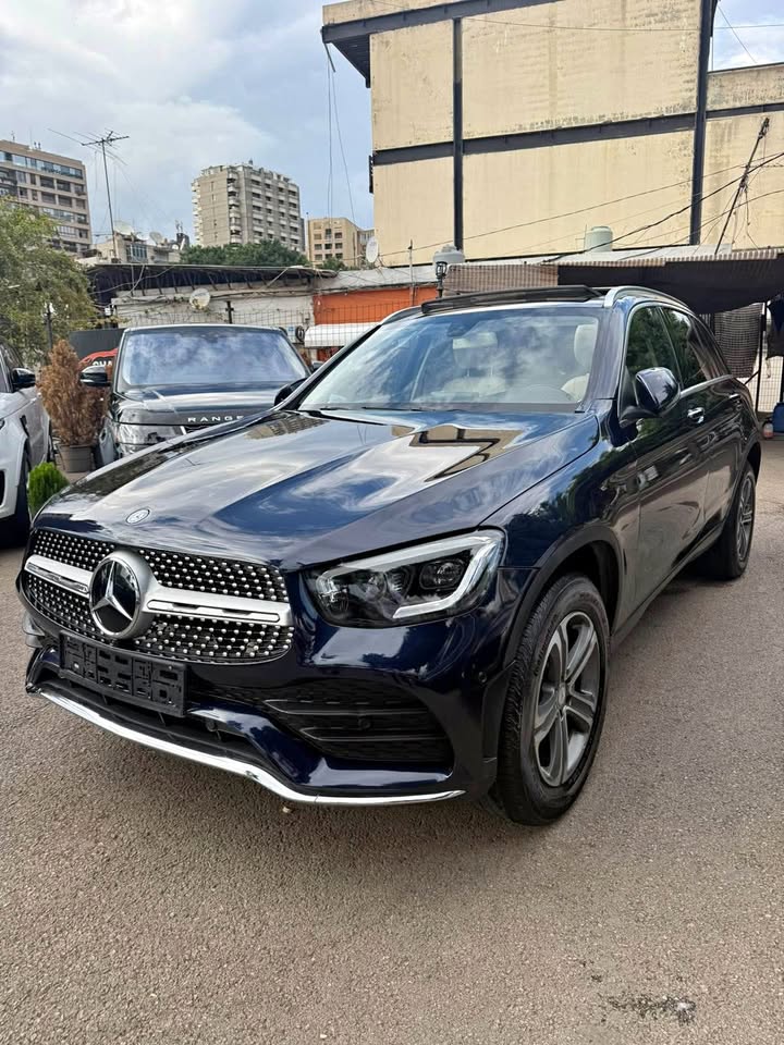 2017 Mercedes-Benz GLC photo 8