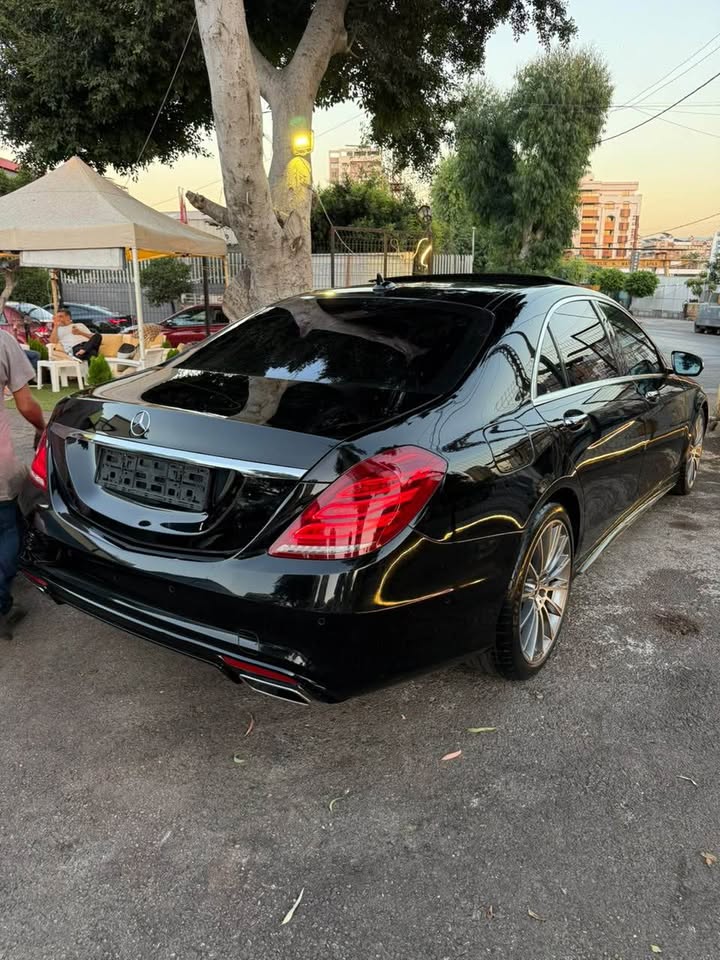 2016 Mercedes-Benz S-Class photo 2