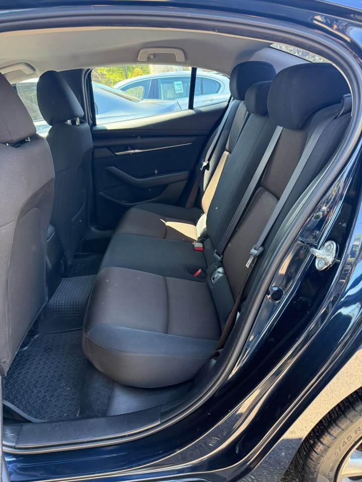 2019 MAZDA 3 photo 3