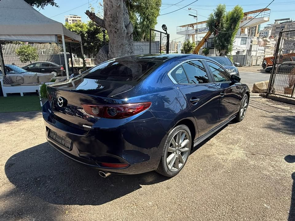 2019 MAZDA 3 photo 8