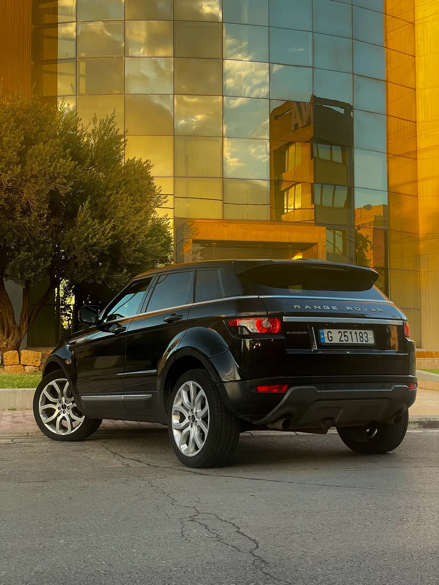 2012 Land Rover Range Rover Evoque photo 4