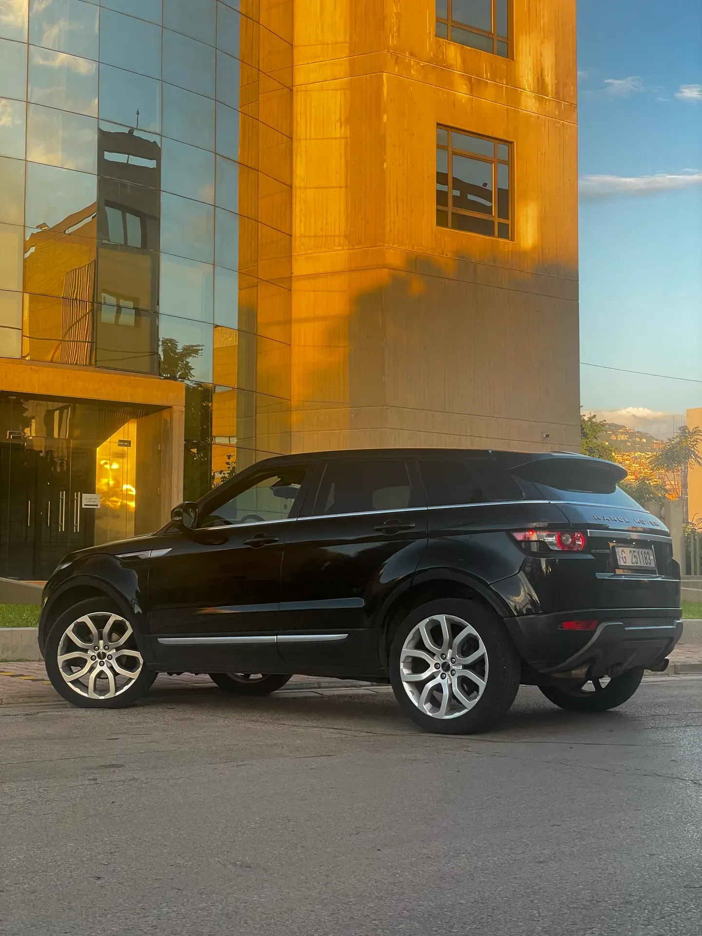2012 Land Rover Range Rover Evoque photo 5