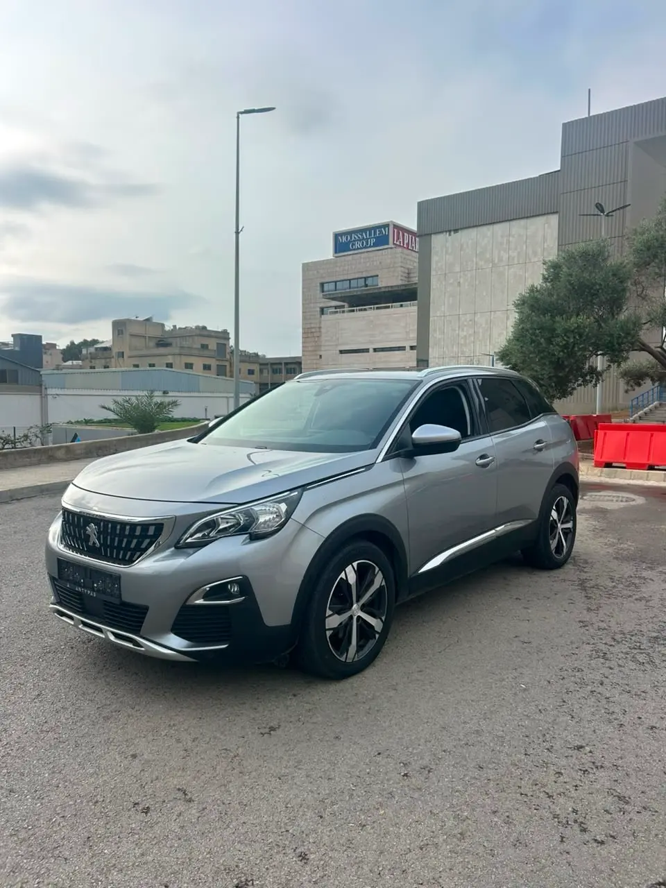 2020 Peugeot 3008 photo 2