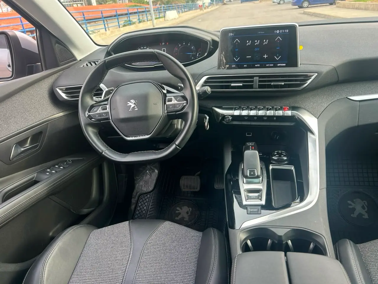 2020 Peugeot 3008 photo 8