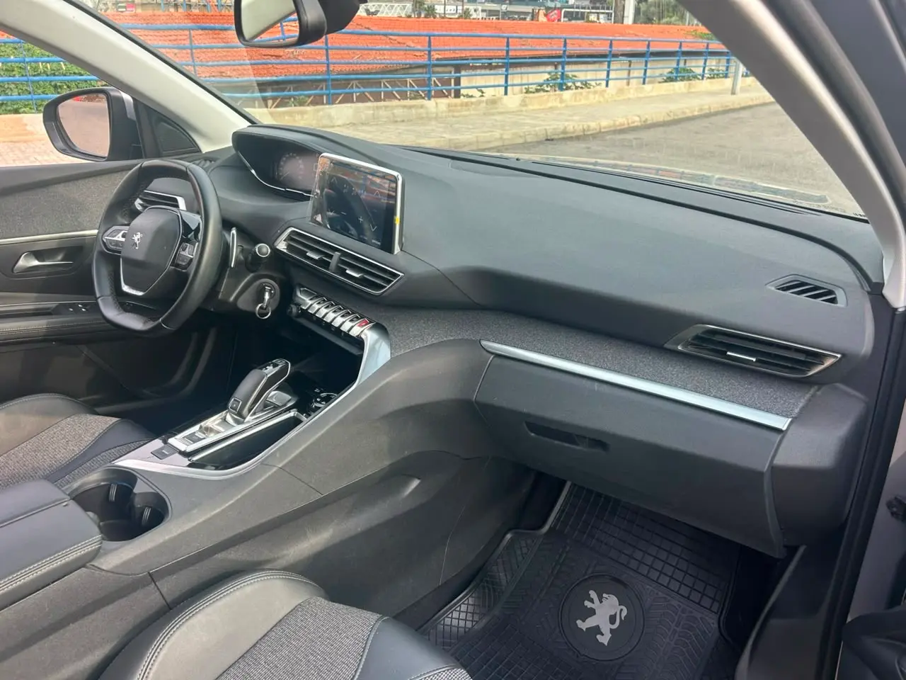 2020 Peugeot 3008 photo 10