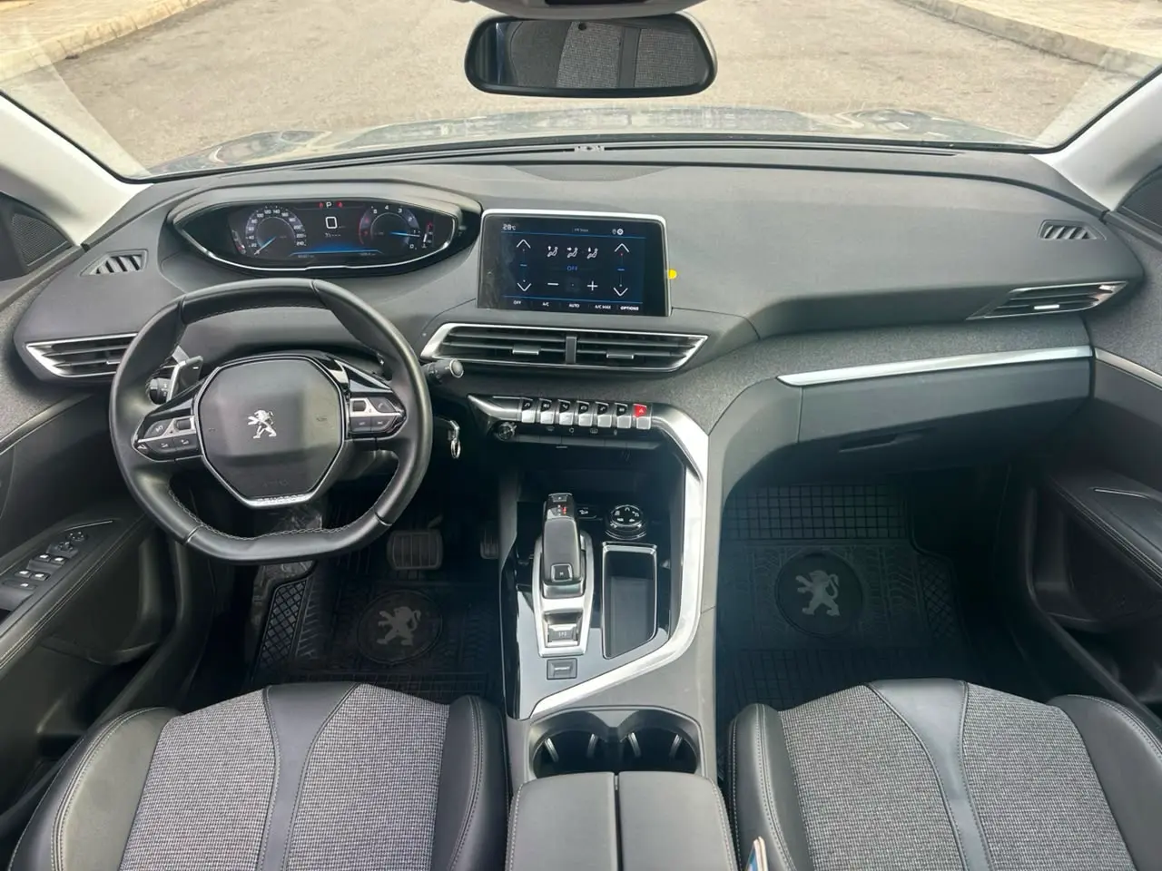 2020 Peugeot 3008 photo 11