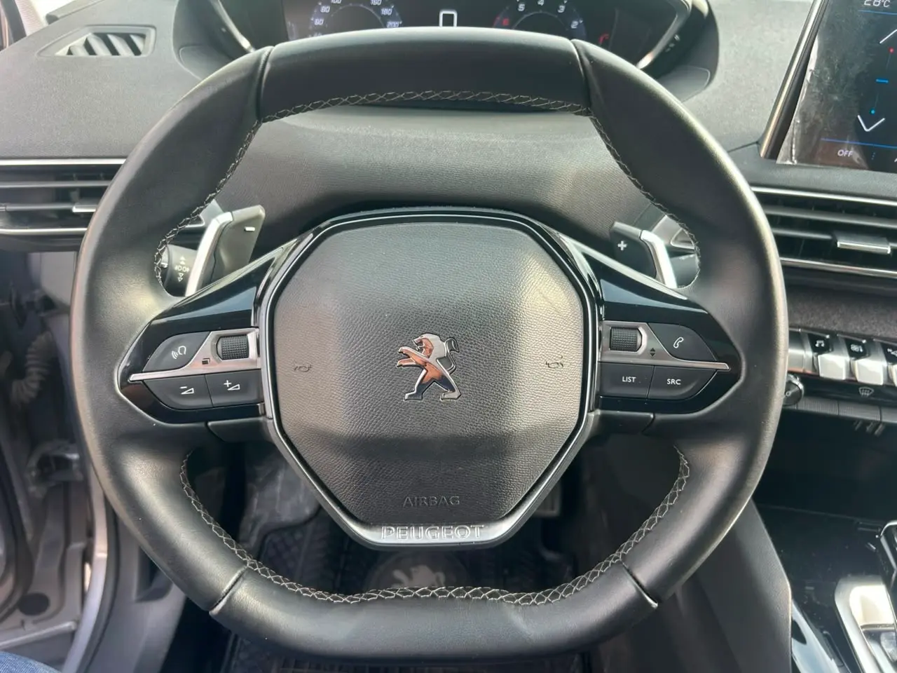 2020 Peugeot 3008 photo 14
