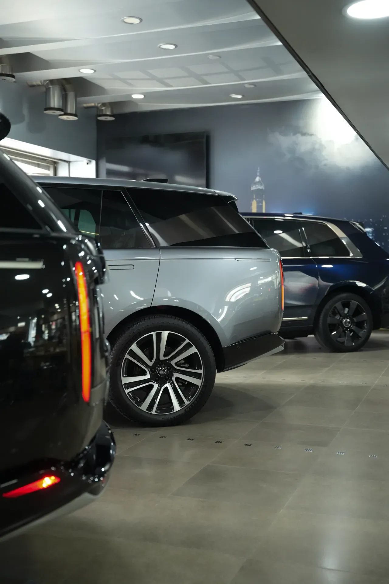 2025 Land Rover Range Rover Vogue photo 4
