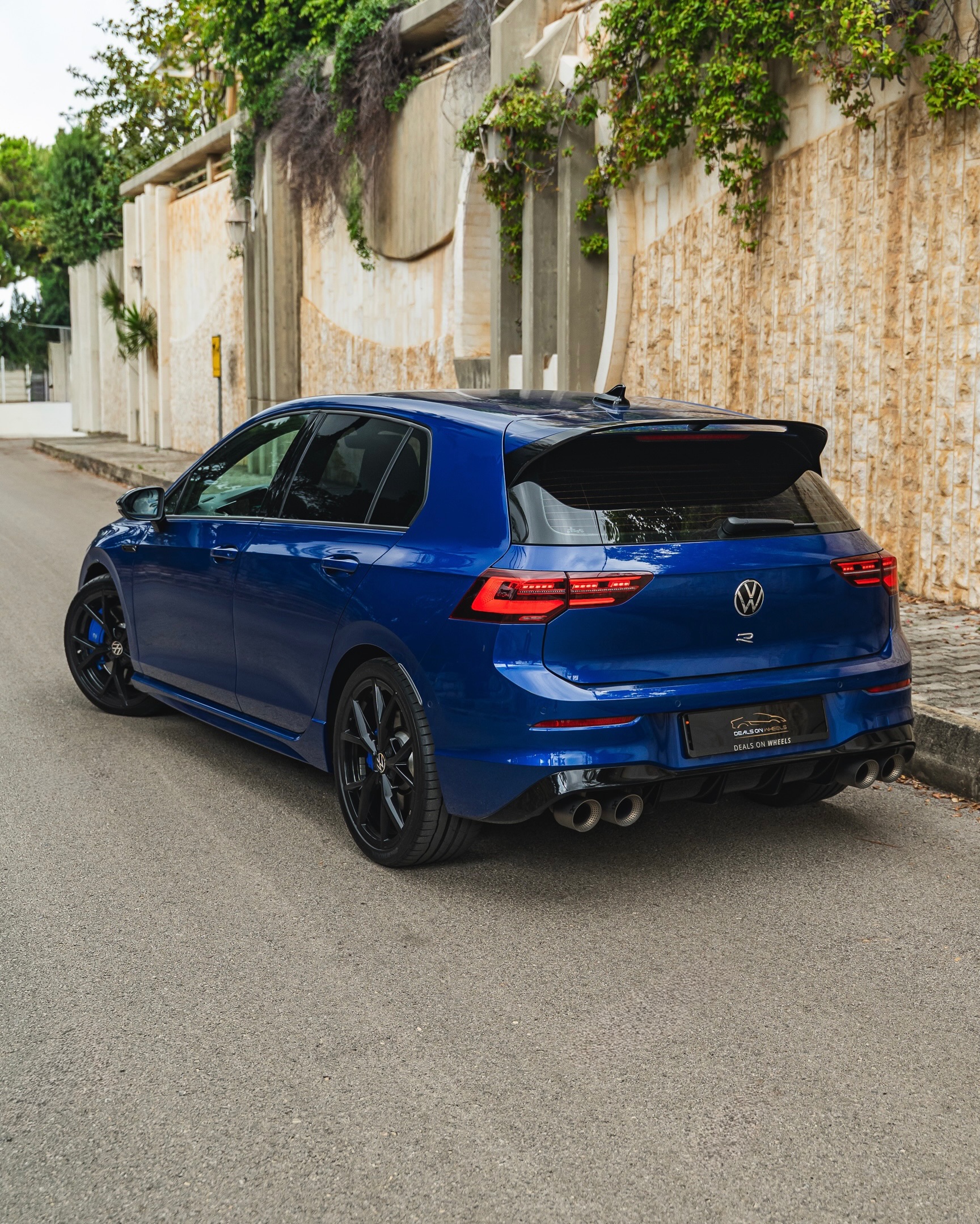 2022 Volkswagen Golf photo 3