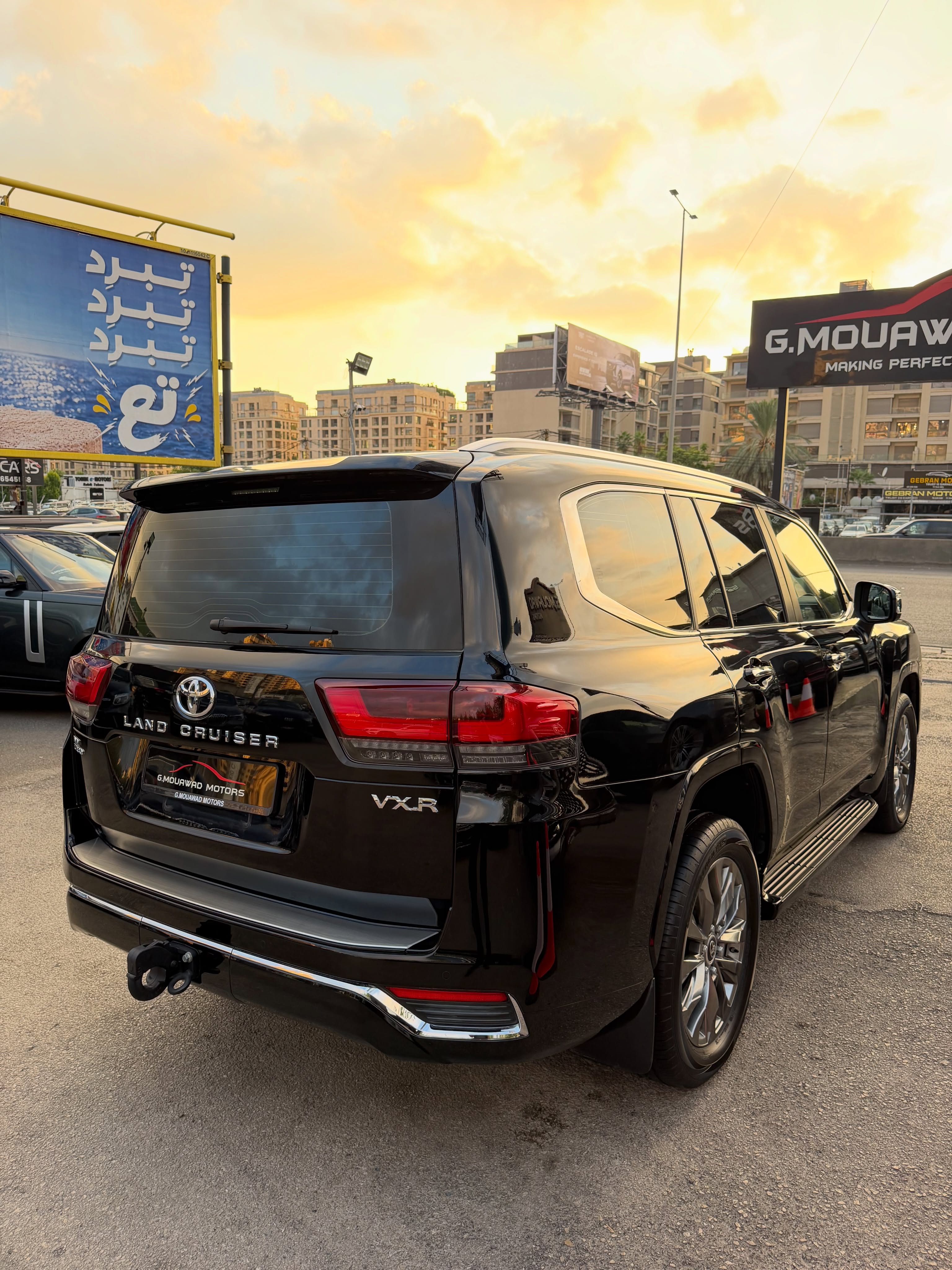 2023 Toyota Land Cruiser photo 6