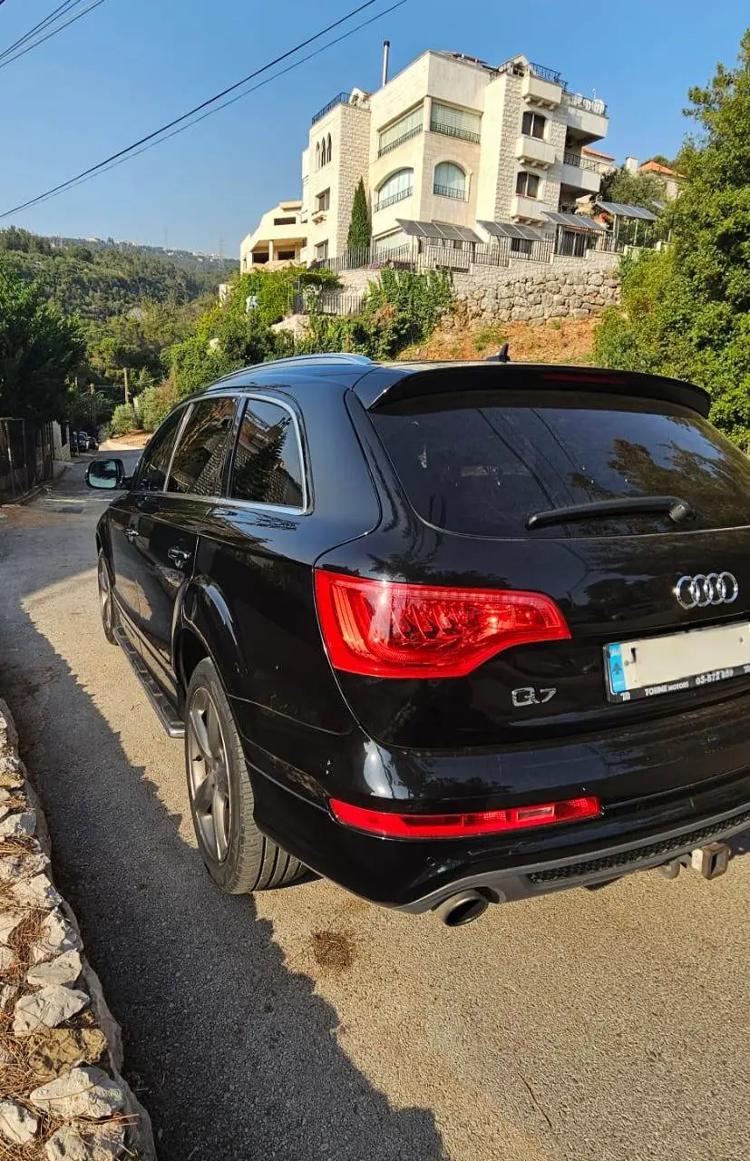 2010 Audi Q7 photo 3