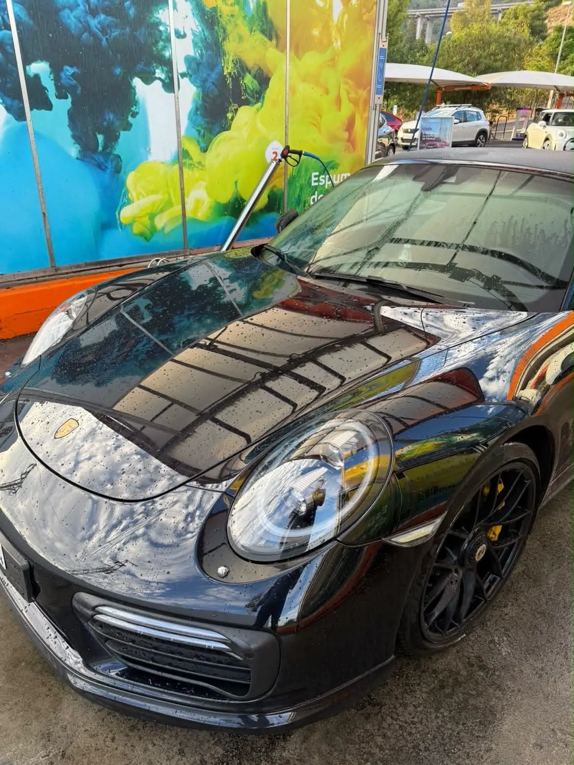 2018 Porsche 911 Turbo S photo 2