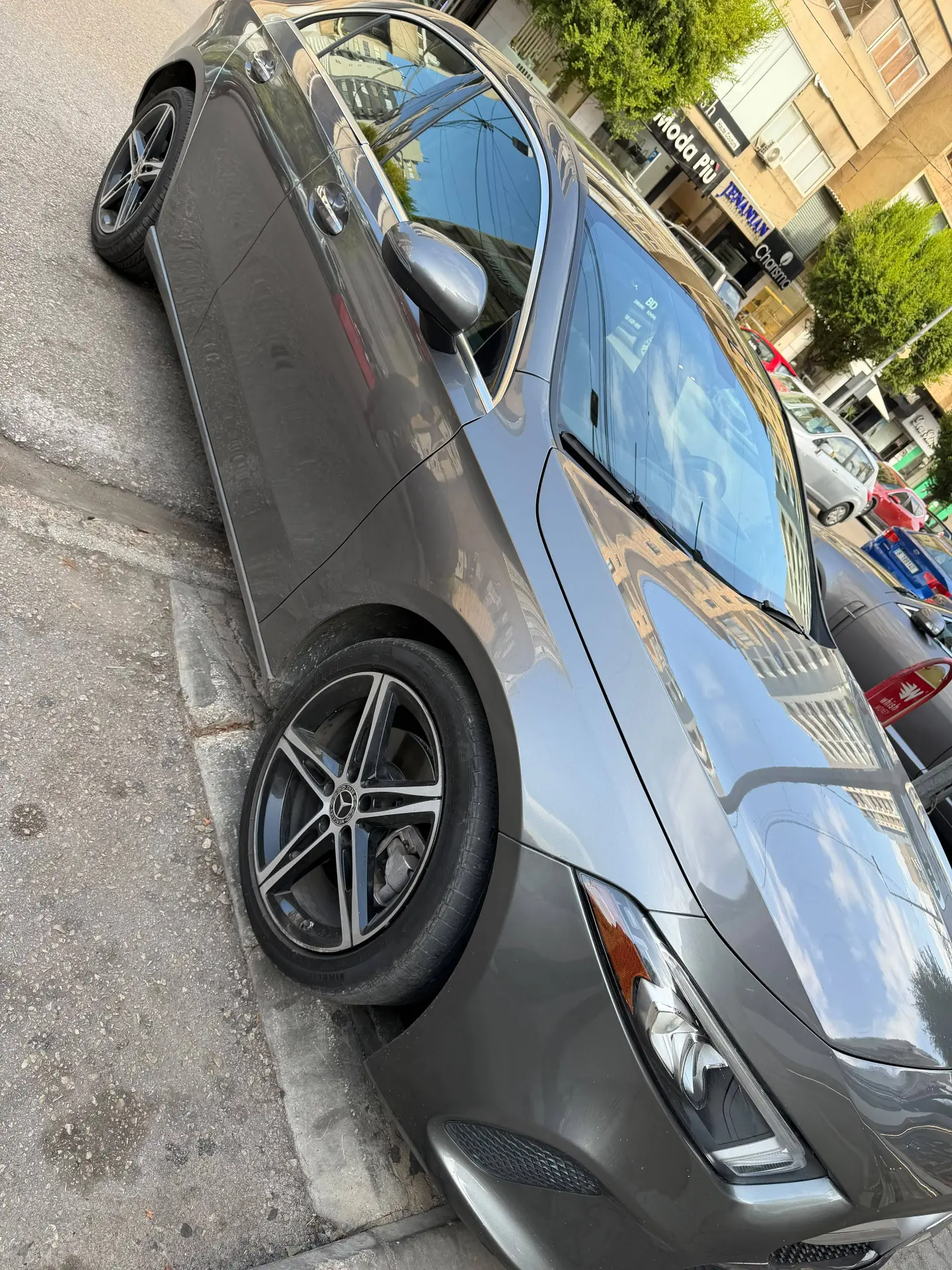 2019 Mercedes-Benz A-Class photo 2