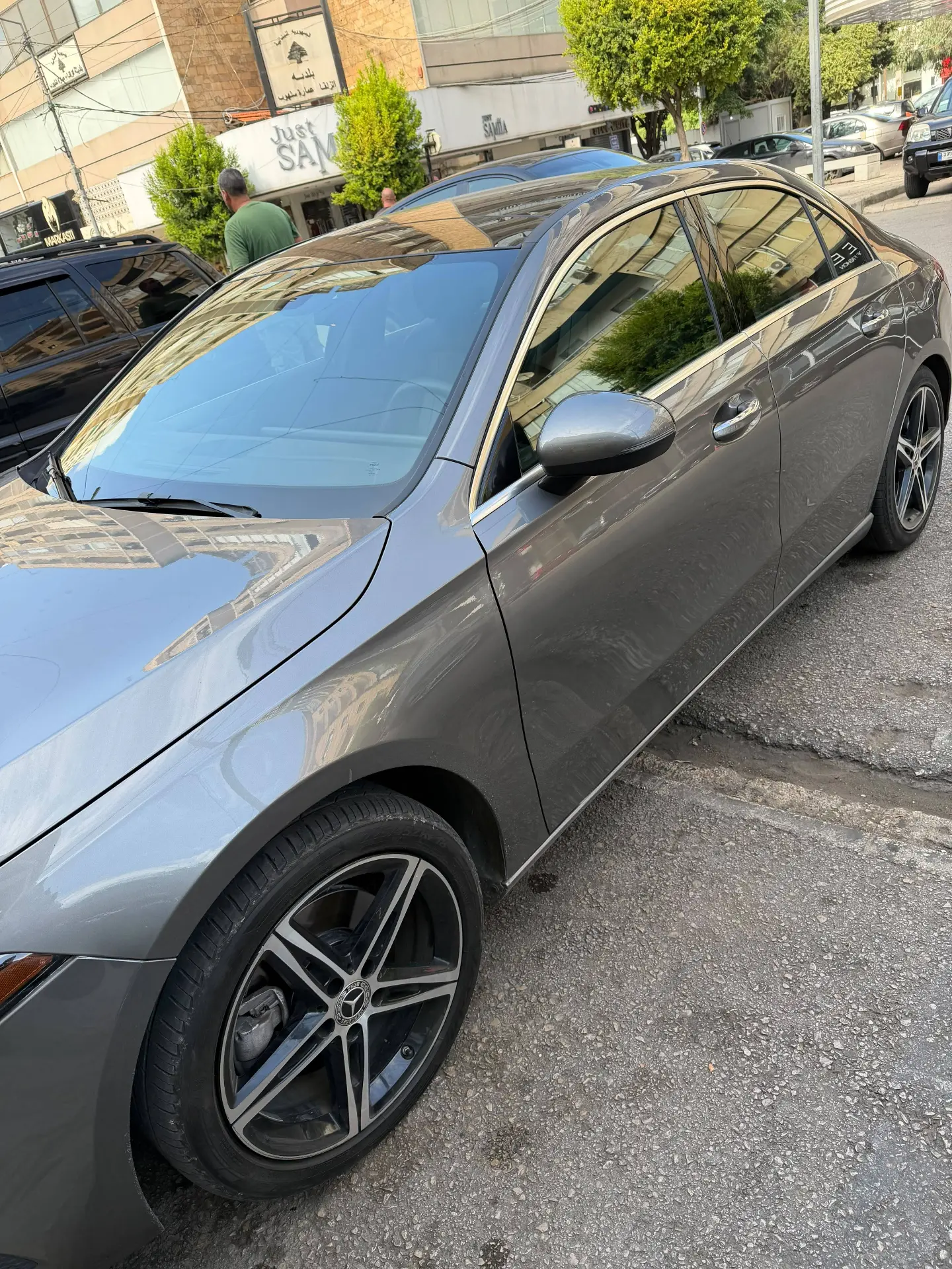 2019 Mercedes-Benz A-Class photo 3