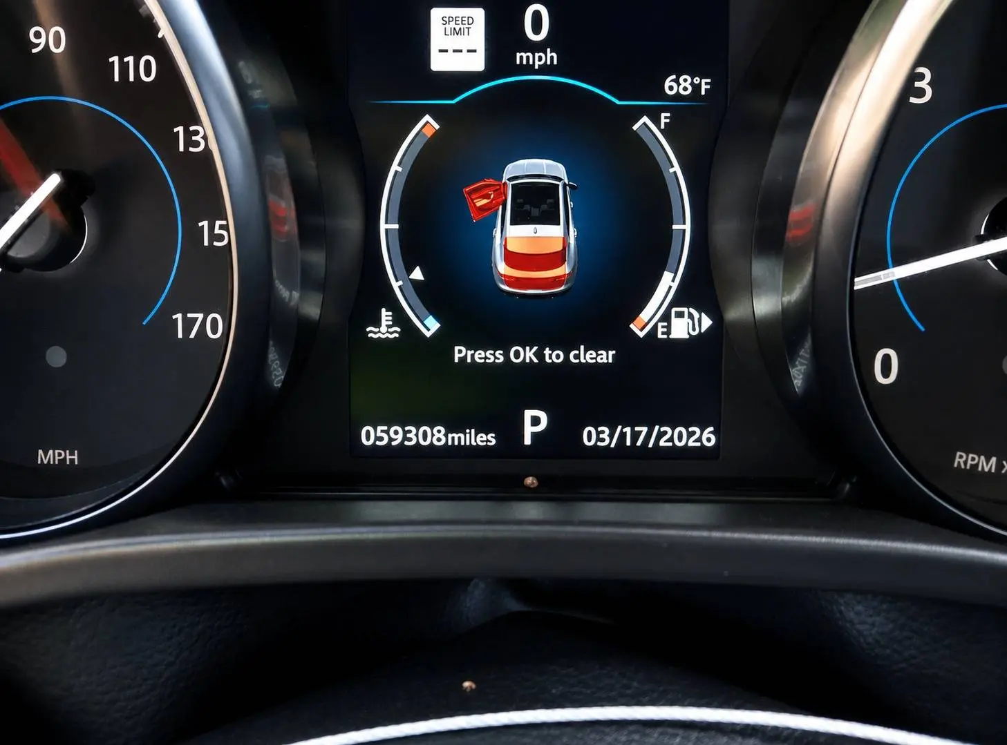 2019 Jaguar F-PACE photo 6