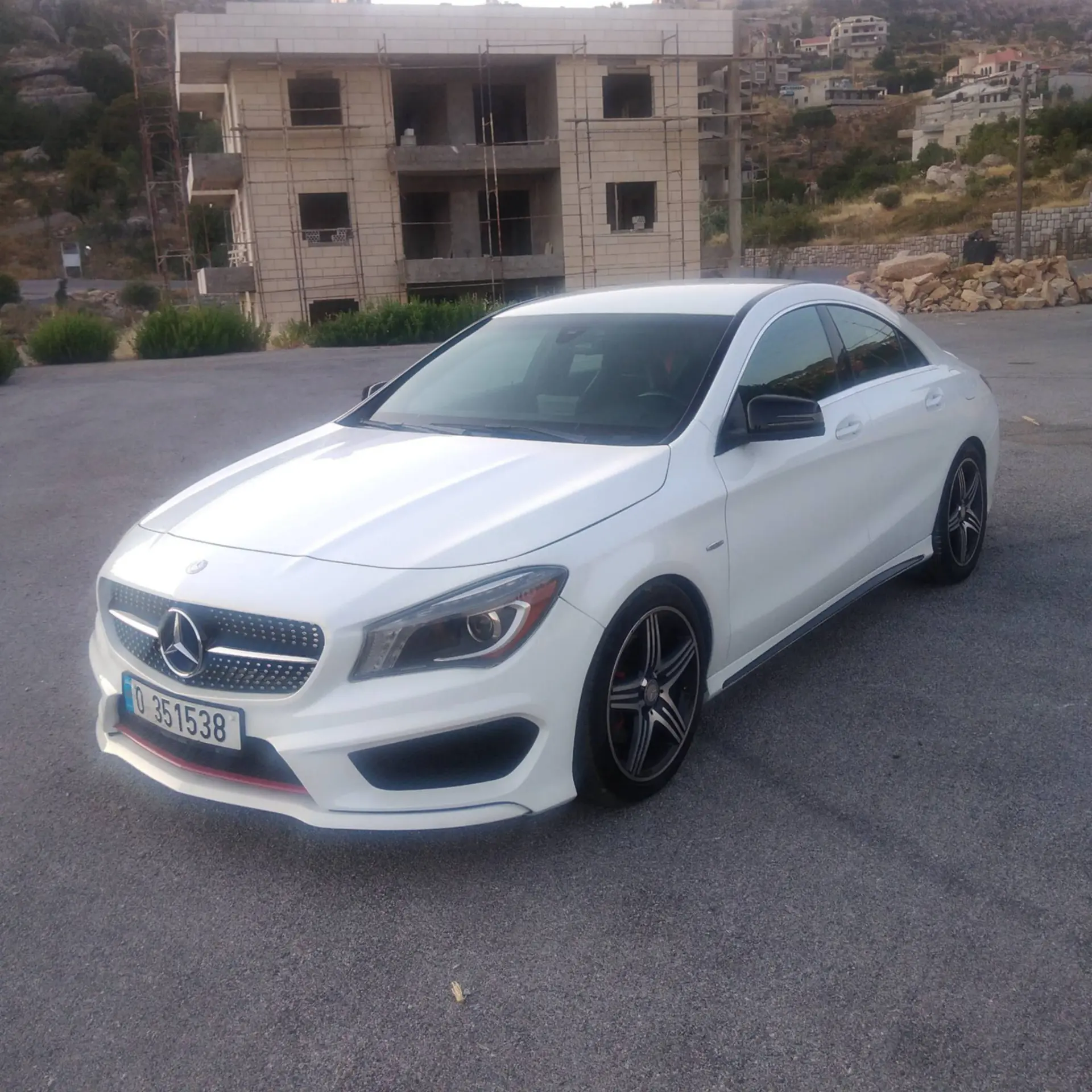2016 Mercedes-Benz CLA photo 4
