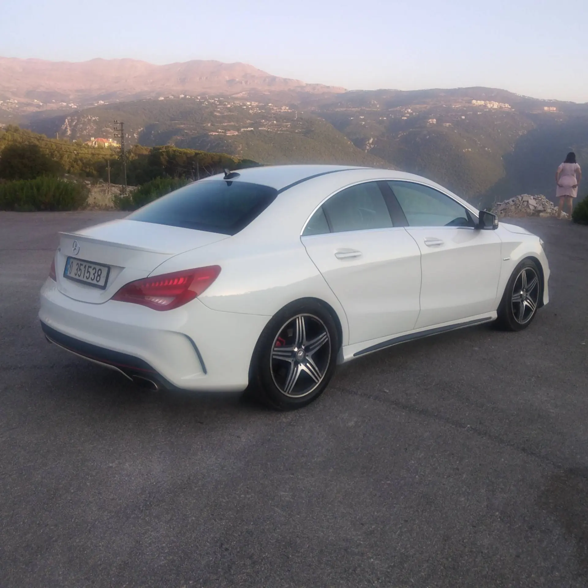 2016 Mercedes-Benz CLA photo 6