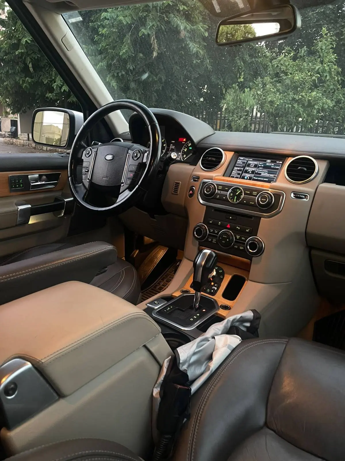 2013 Land Rover LR4 photo 15