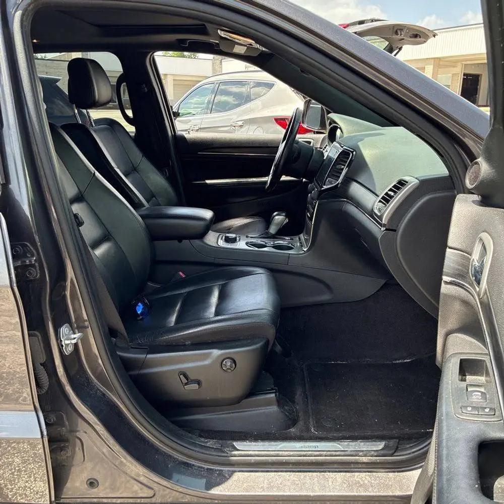 2019 Jeep Grand Cherokee photo 10