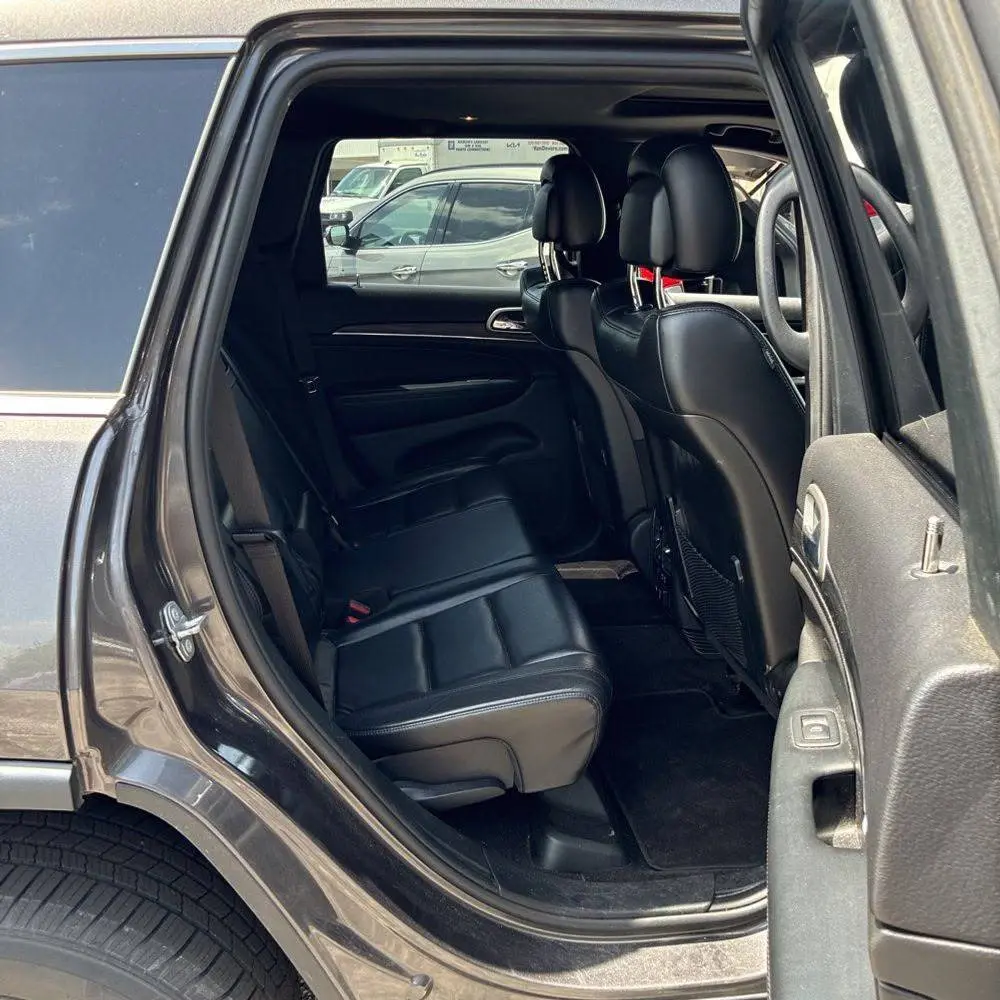 2019 Jeep Grand Cherokee photo 12