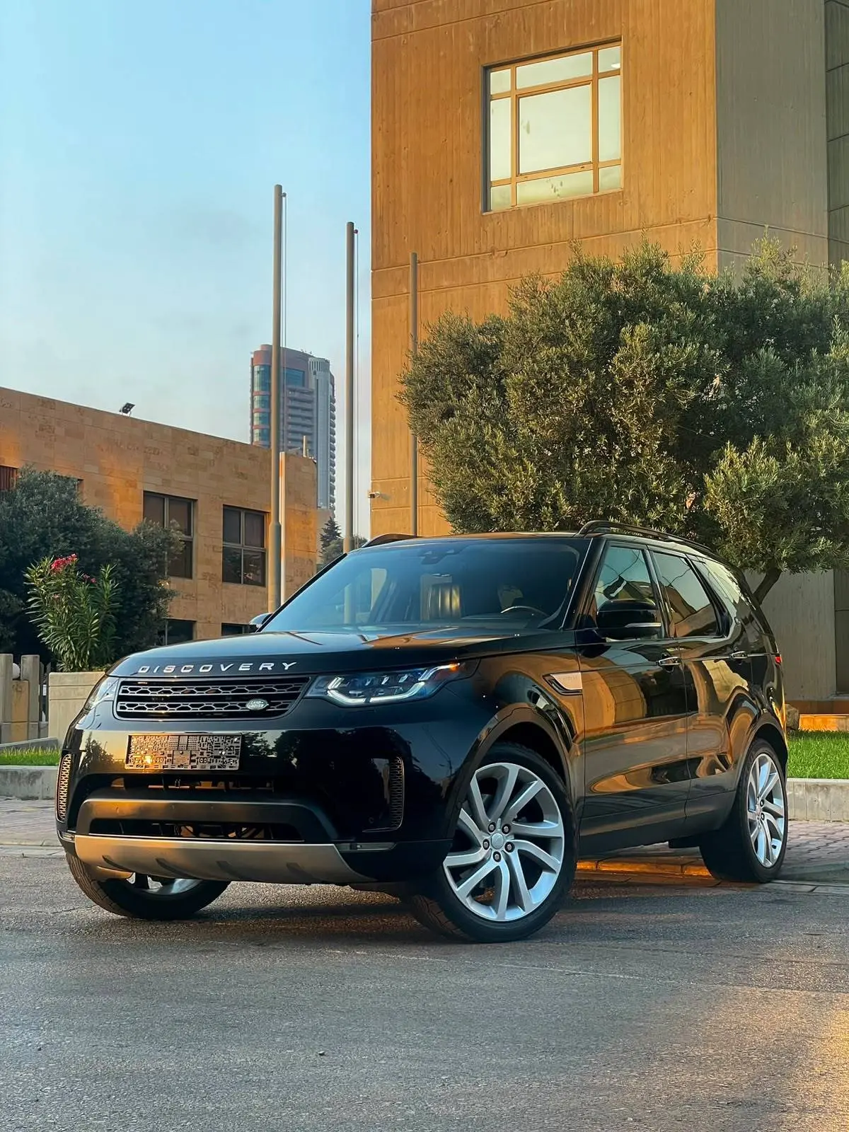 2017 Land Rover Discovery photo 6