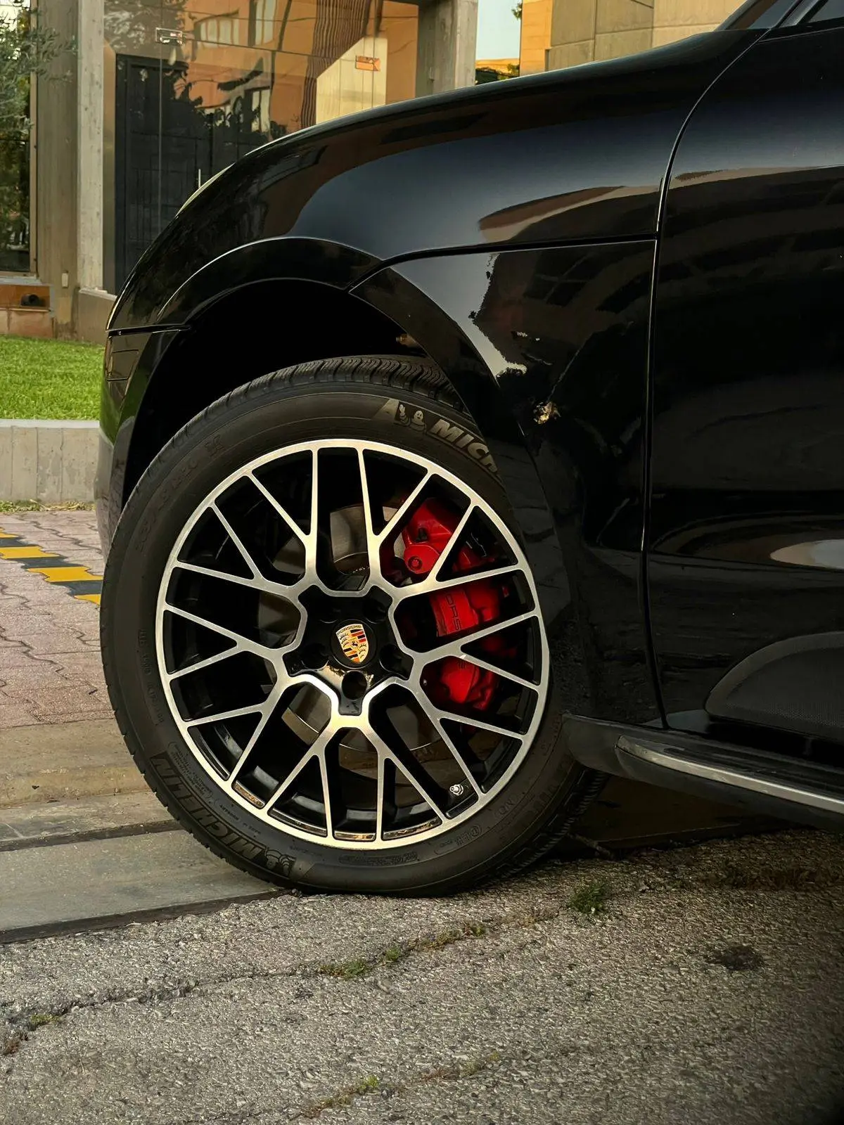 2015 Porsche Macan photo 9
