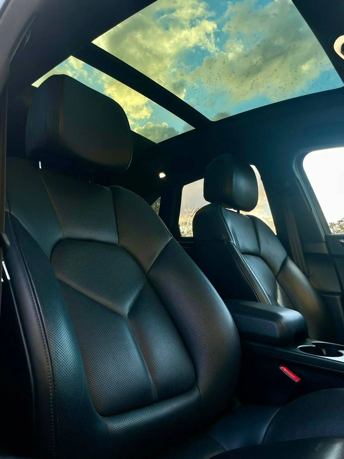 2015 Porsche Macan photo 15