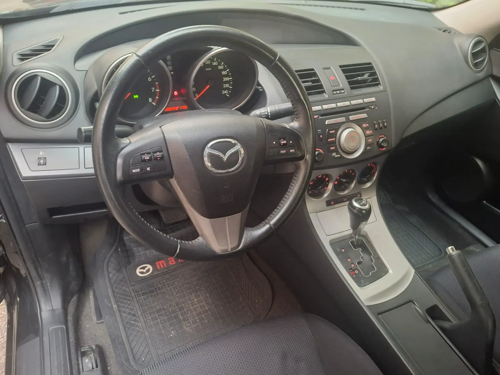 2011 MAZDA 3 photo 7