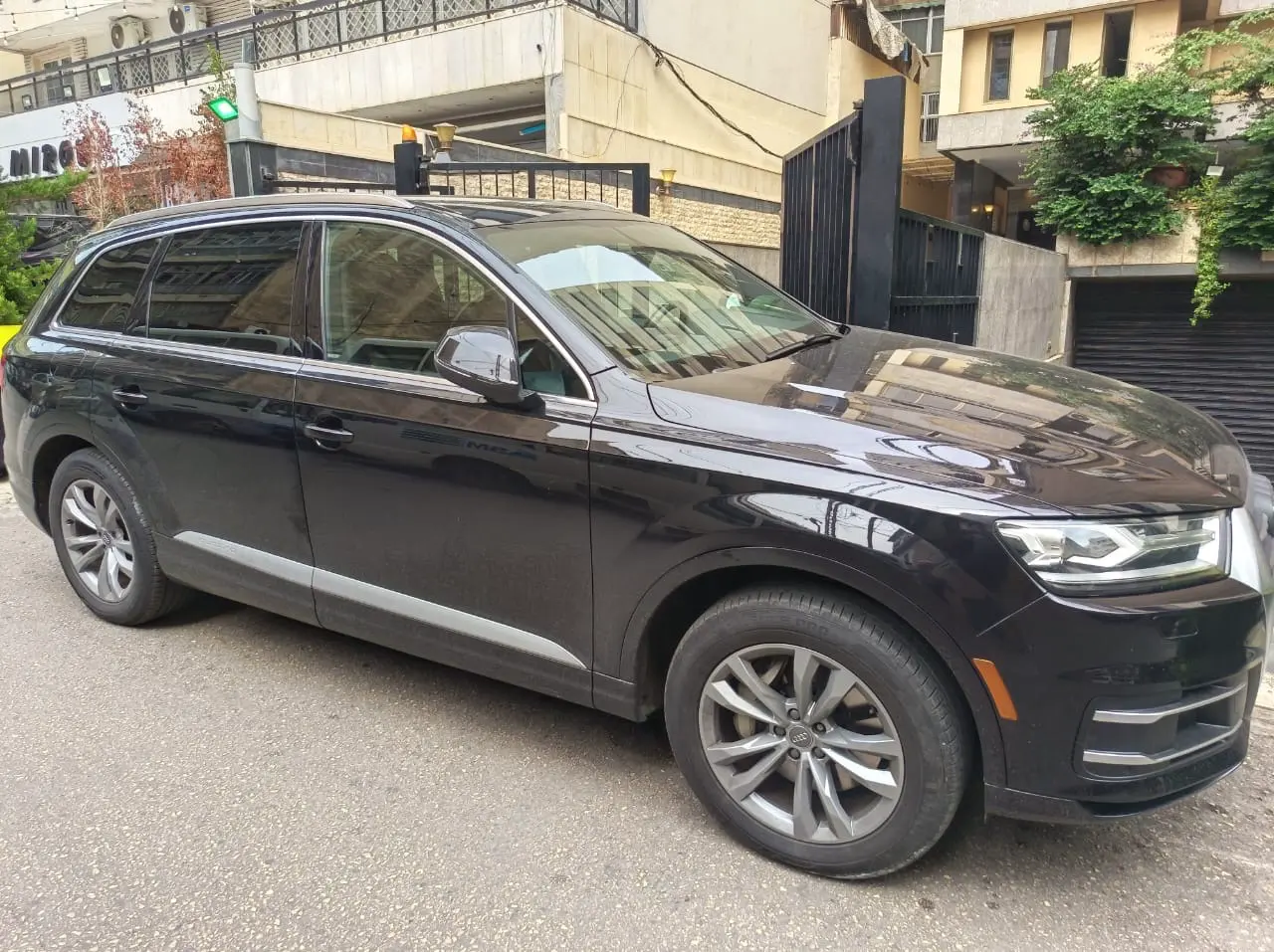 2017 Audi Q7 photo 3