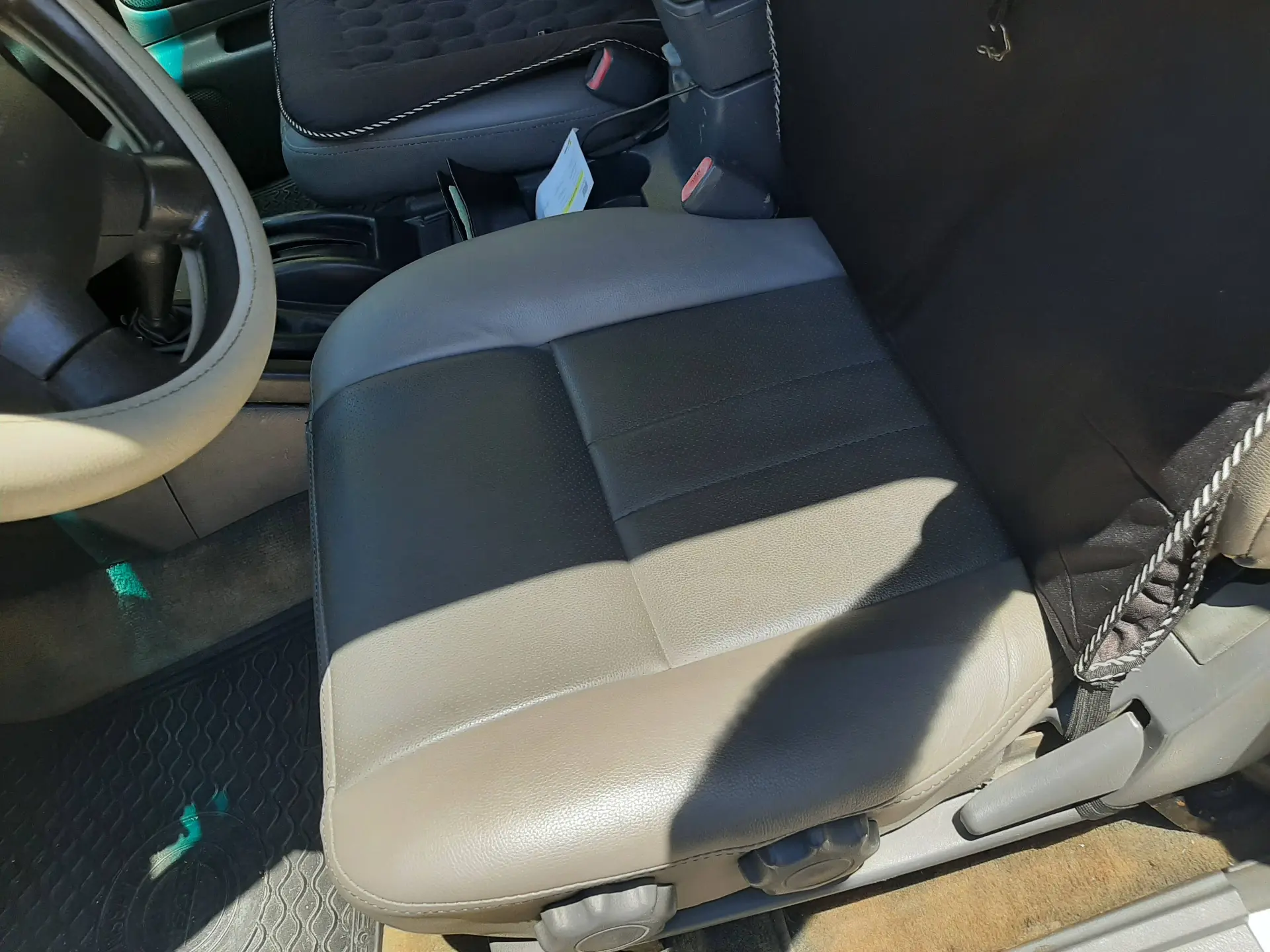 2003 Nissan Frontier Crew Cab photo 6