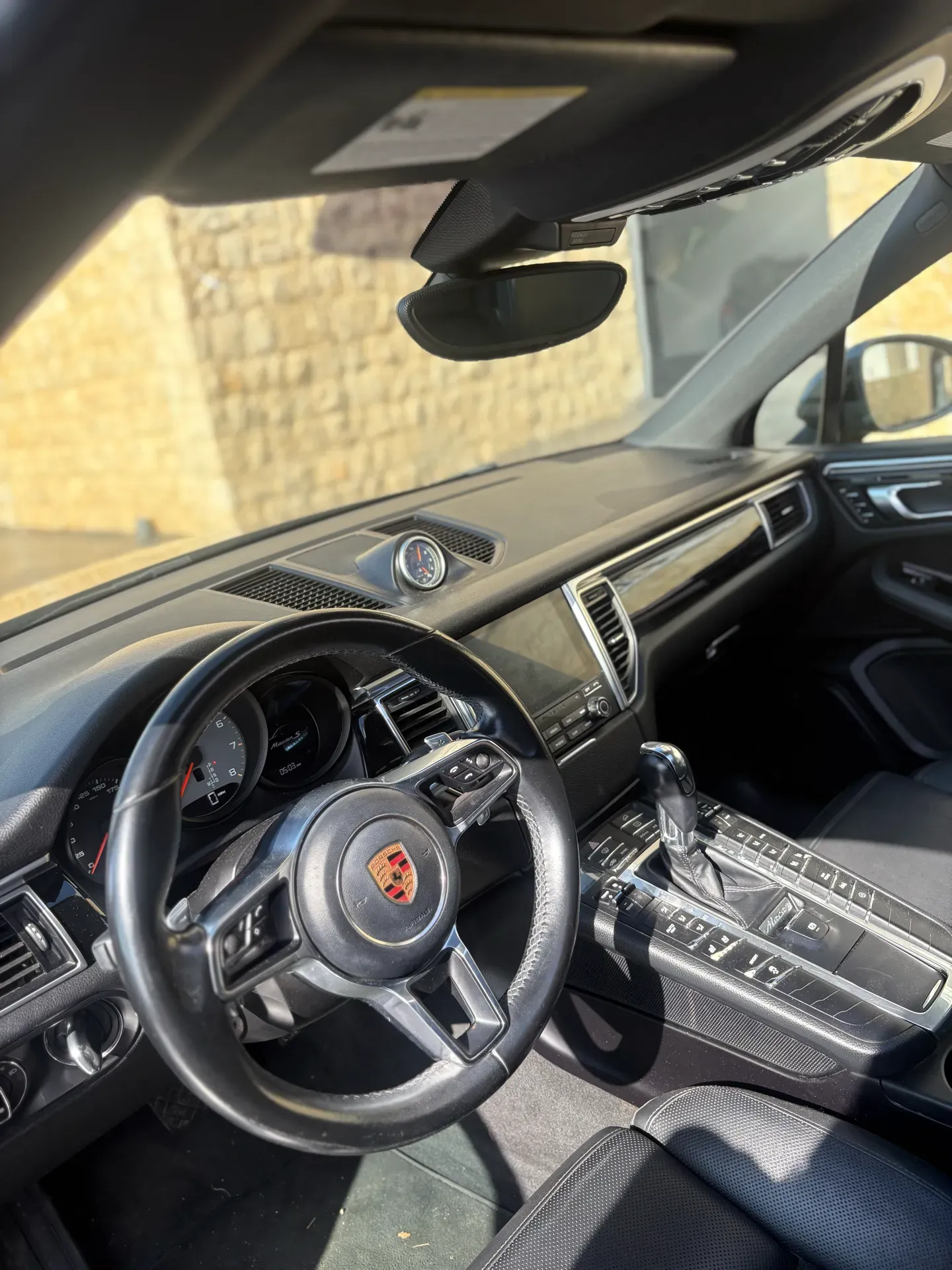 2018 Porsche Macan photo 6