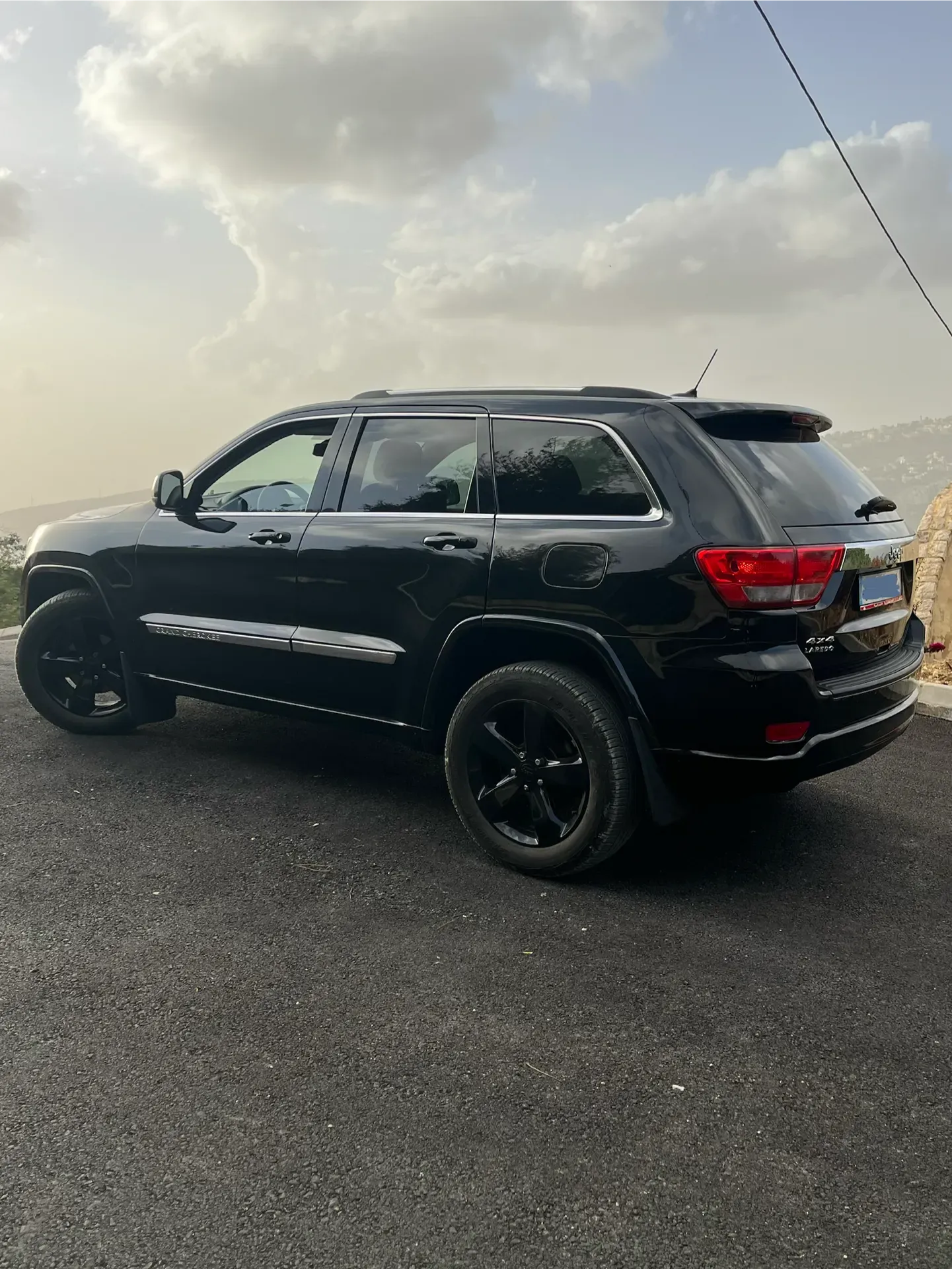 2013 Jeep Cherokee photo 2
