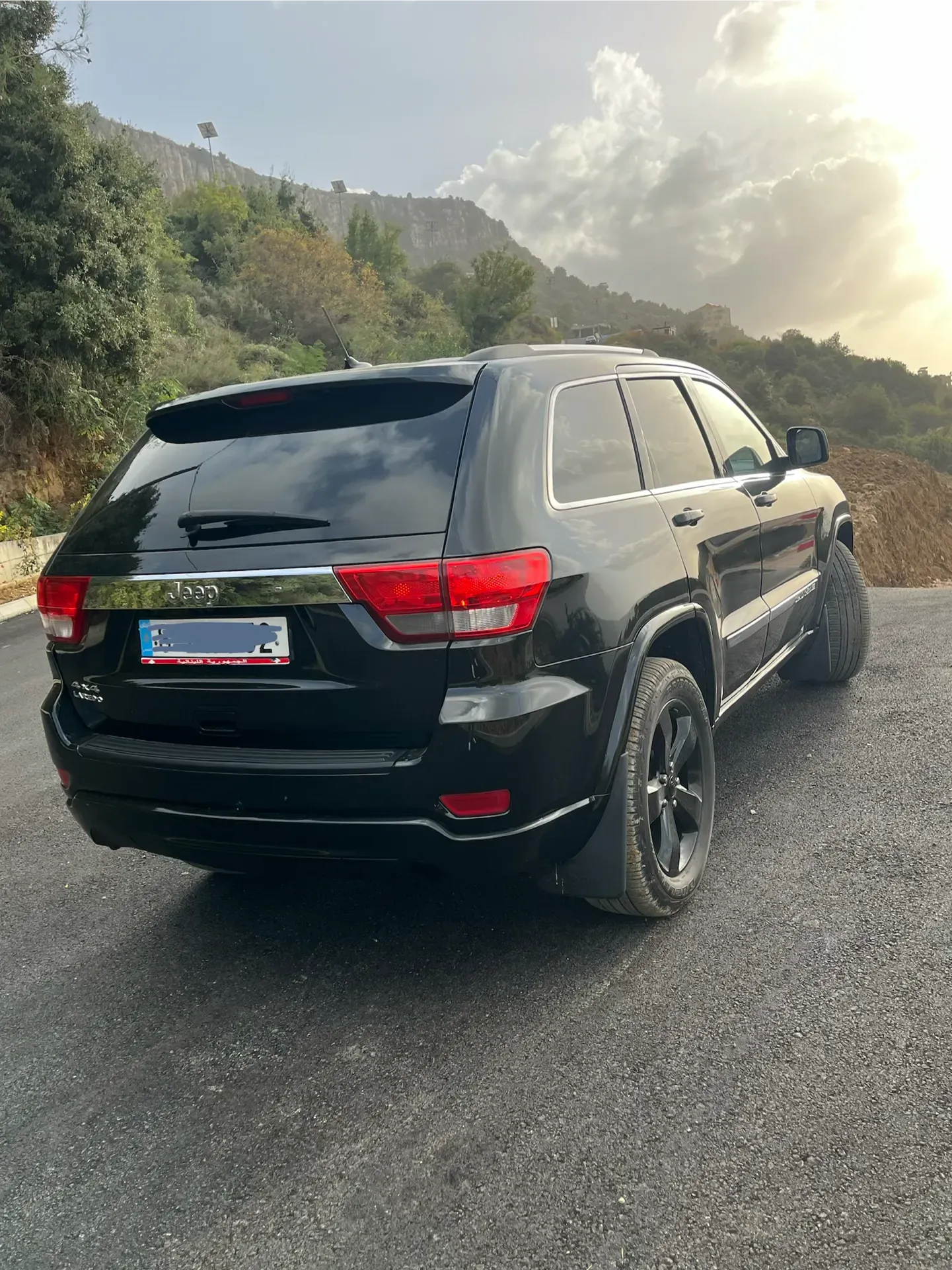 2013 Jeep Cherokee photo 4