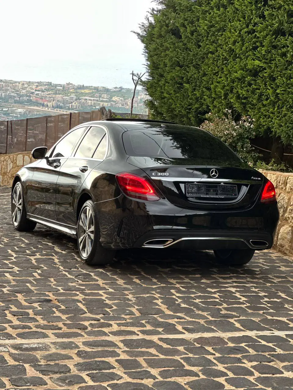 2019 Mercedes-Benz C-Class photo 3